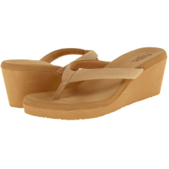 flojos wedge flip flops